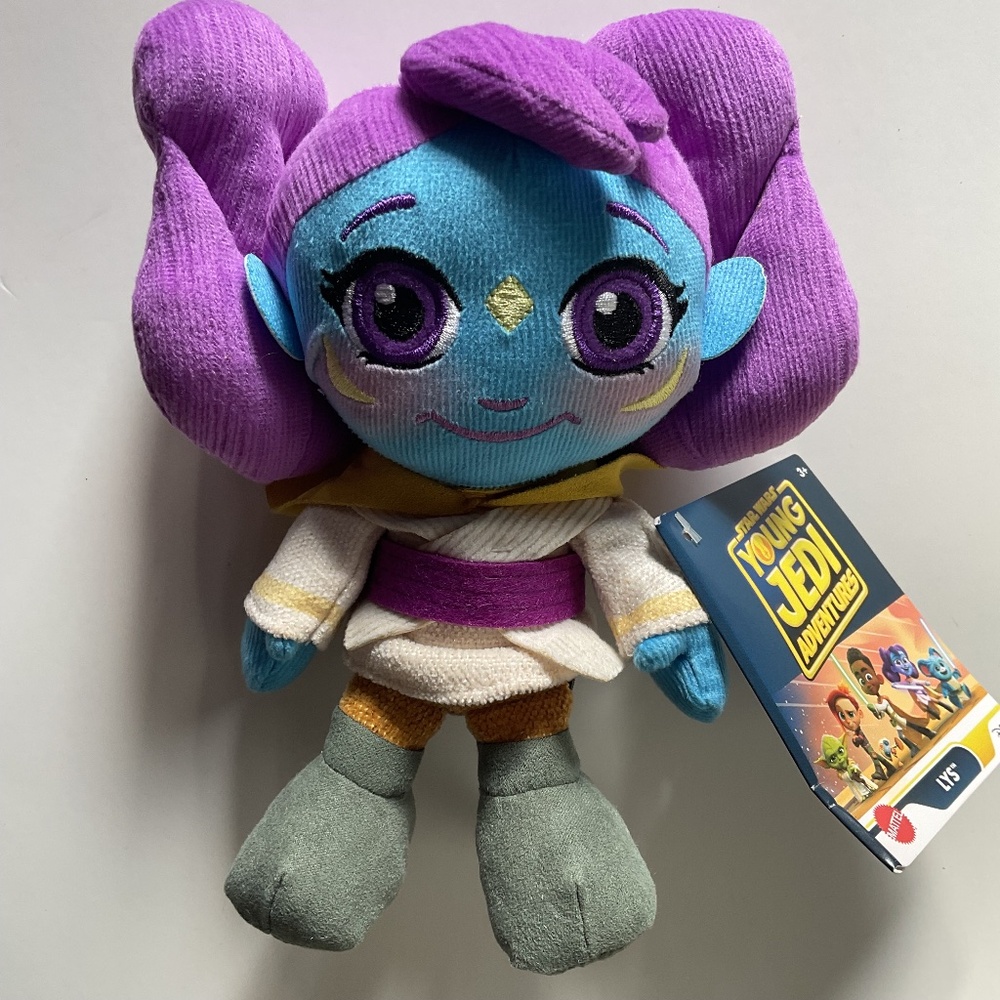 Star Wars YOUNG JEDI ADVENTURES Lys Solay 8" Plush Action Figure